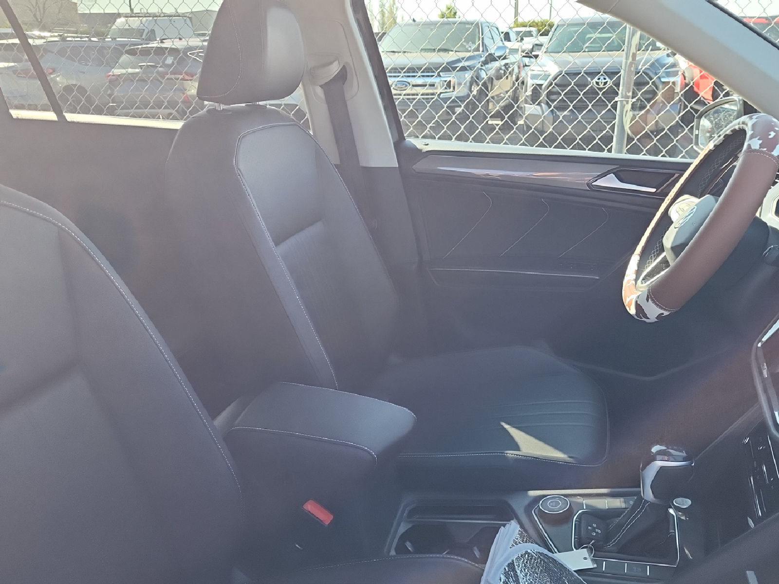 2023 Volkswagen Tiguan  SE AWD
