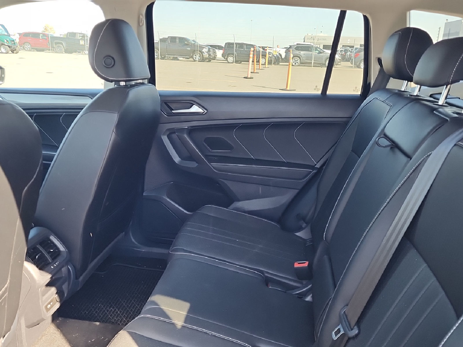 2023 Volkswagen Tiguan  SE AWD