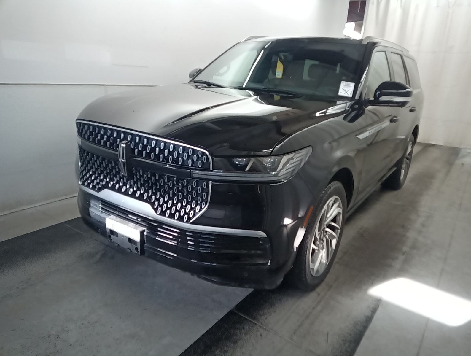 2025 Lincoln Navigator  Reserve AWD