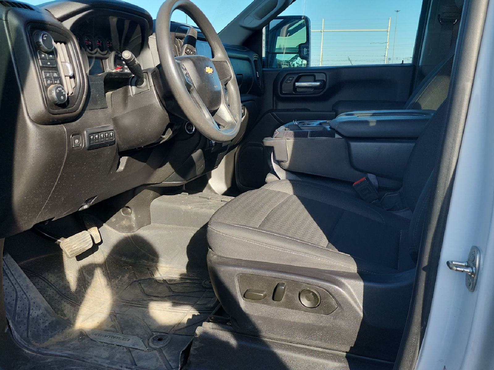 2024 Chevrolet Silverado 2500  2500HD Custom AWD