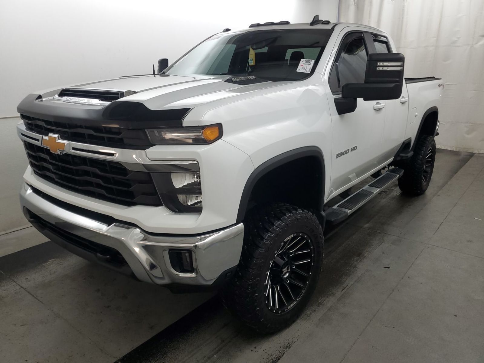 2024 Chevrolet Silverado 2500  2500HD LT AWD