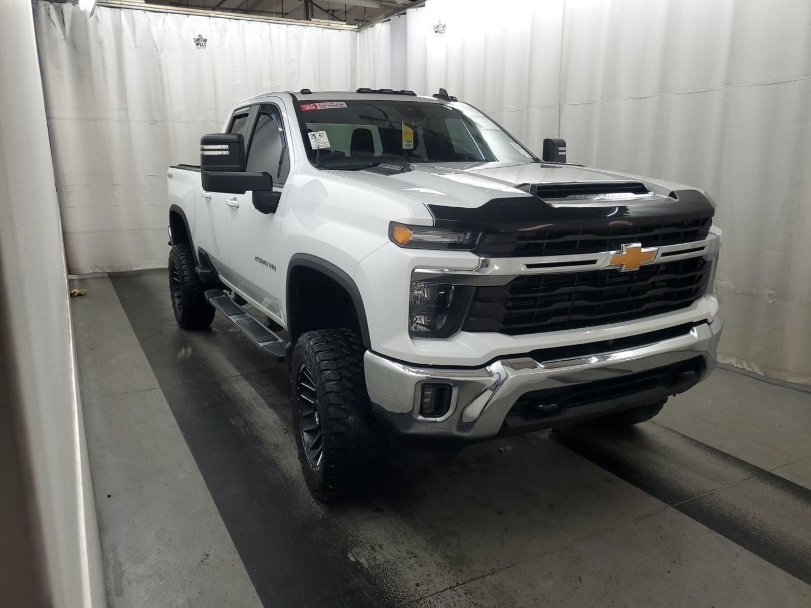 2024 Chevrolet Silverado 2500  2500HD LT AWD