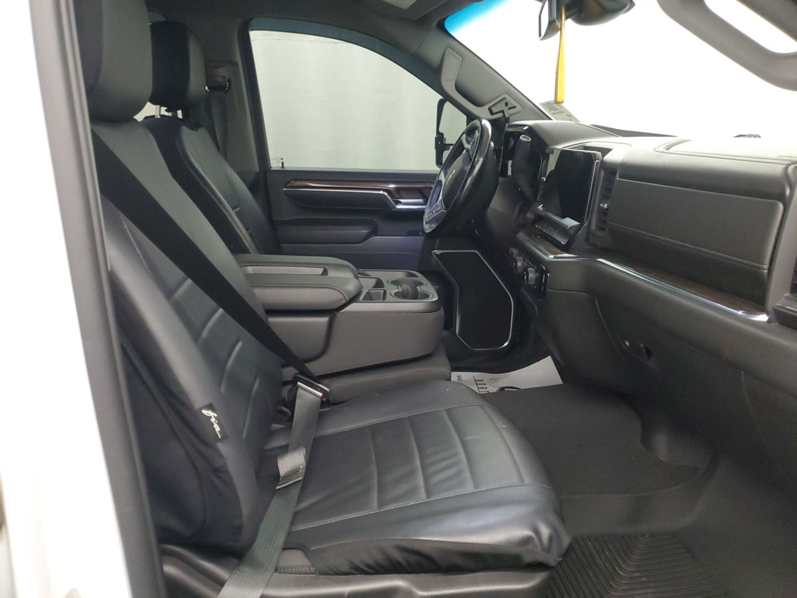2024 Chevrolet Silverado 2500  2500HD LT AWD