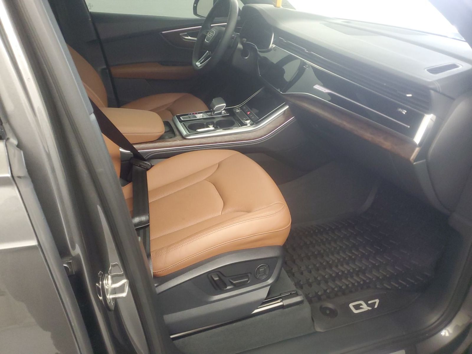 2025 Audi Q7   AWD