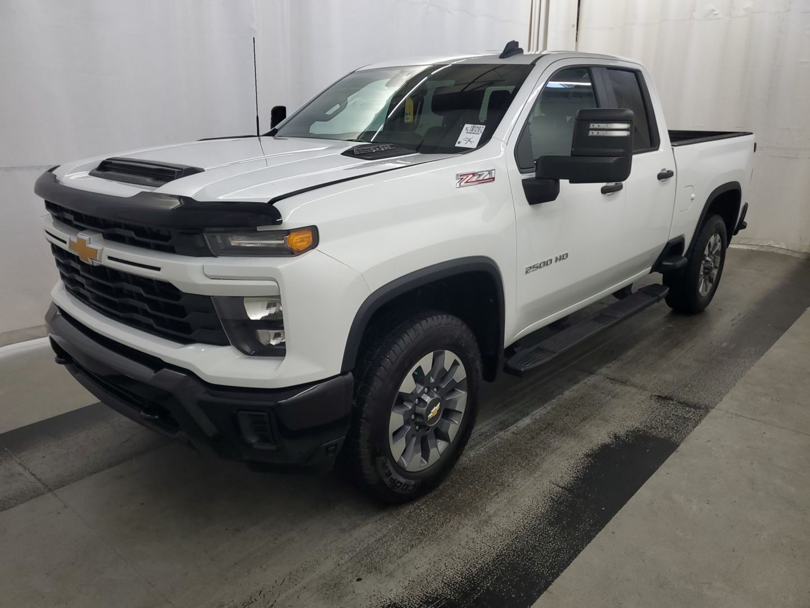 2024 Chevrolet Silverado 2500  2500HD Custom AWD