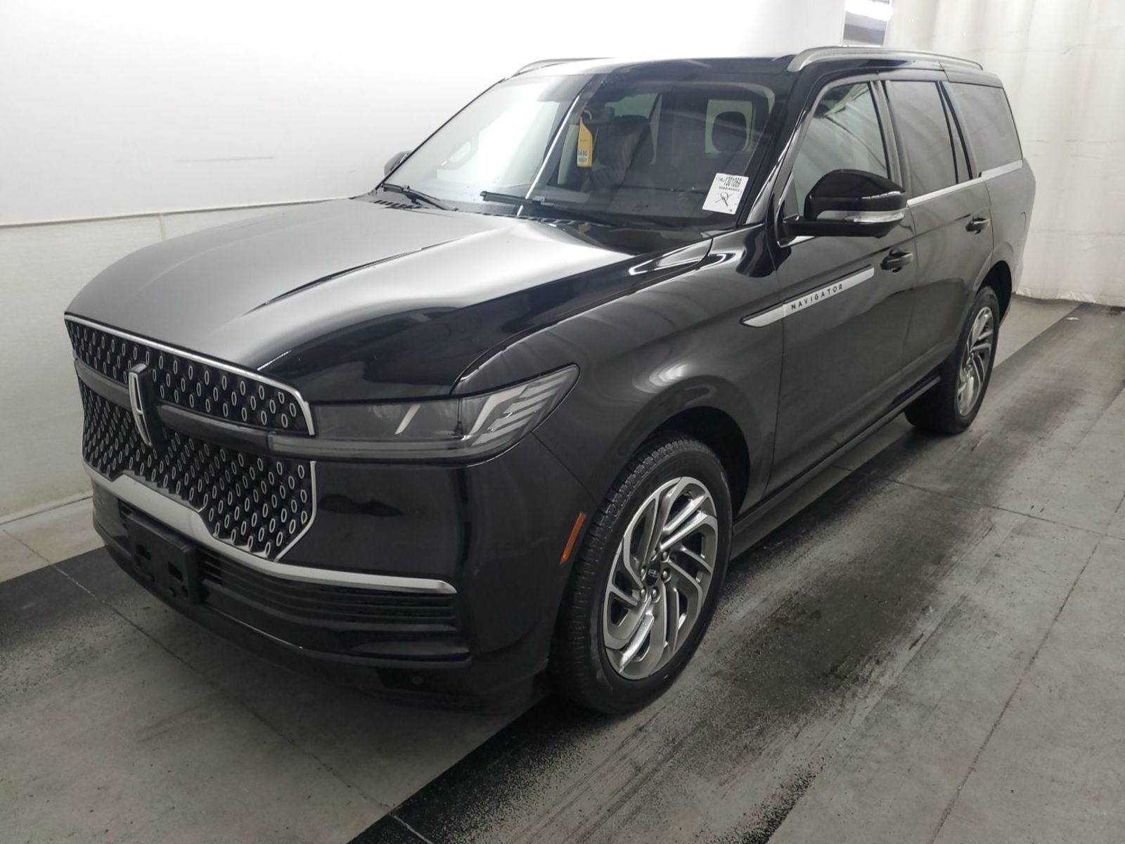 2025 Lincoln Navigator  Reserve AWD