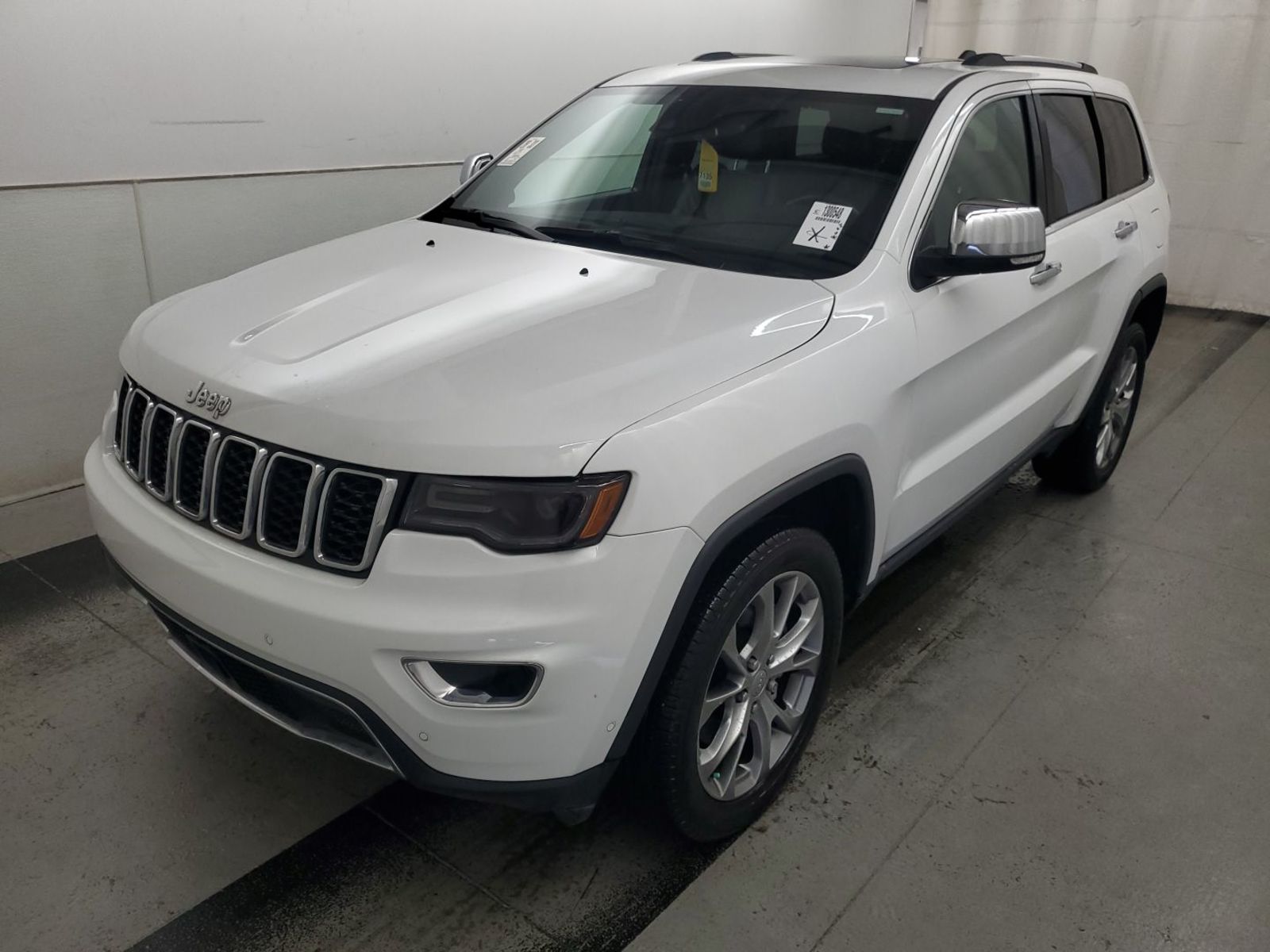 2022 Jeep Grand Cherokee   AWD