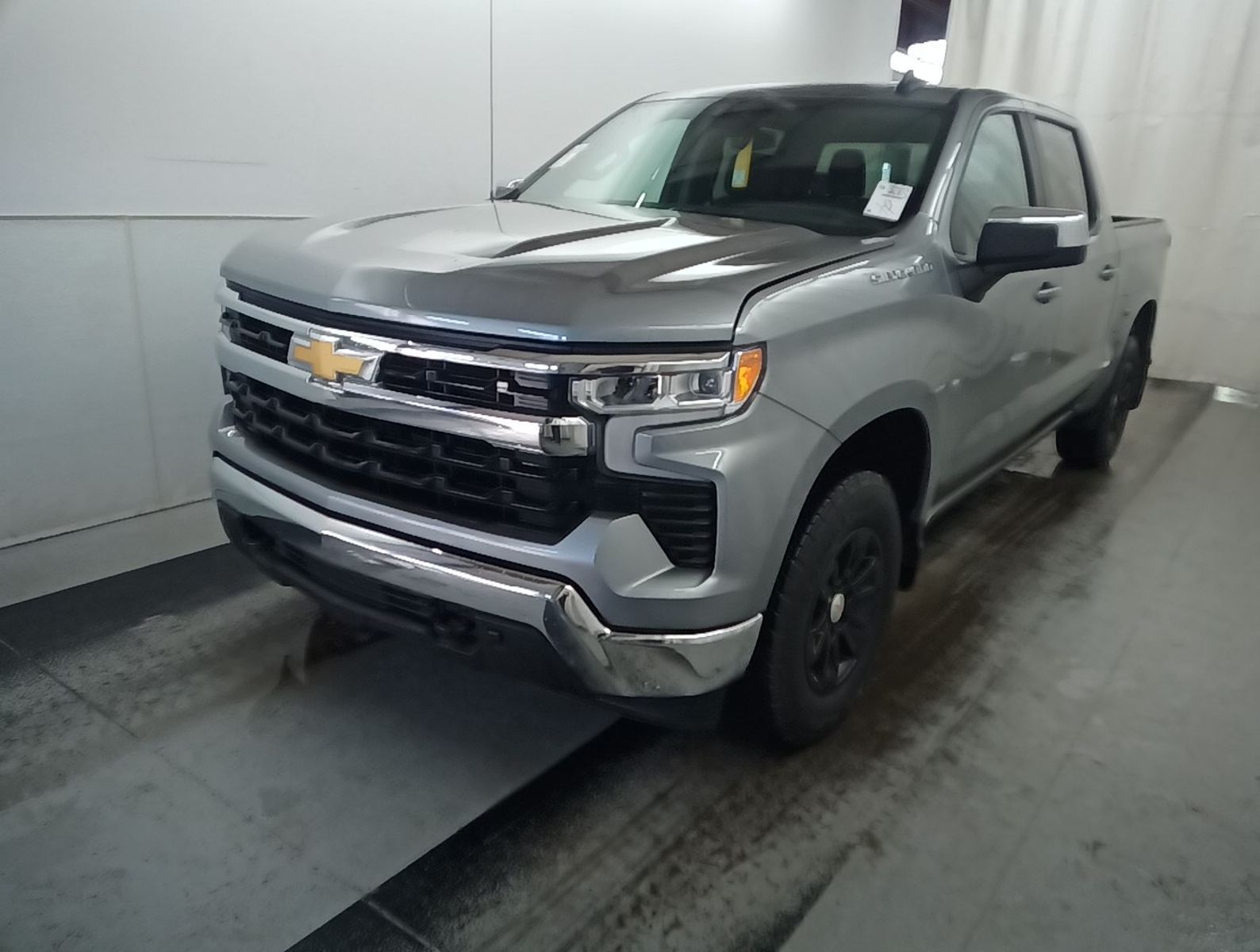 2025 Chevrolet Silverado 1500  LT AWD