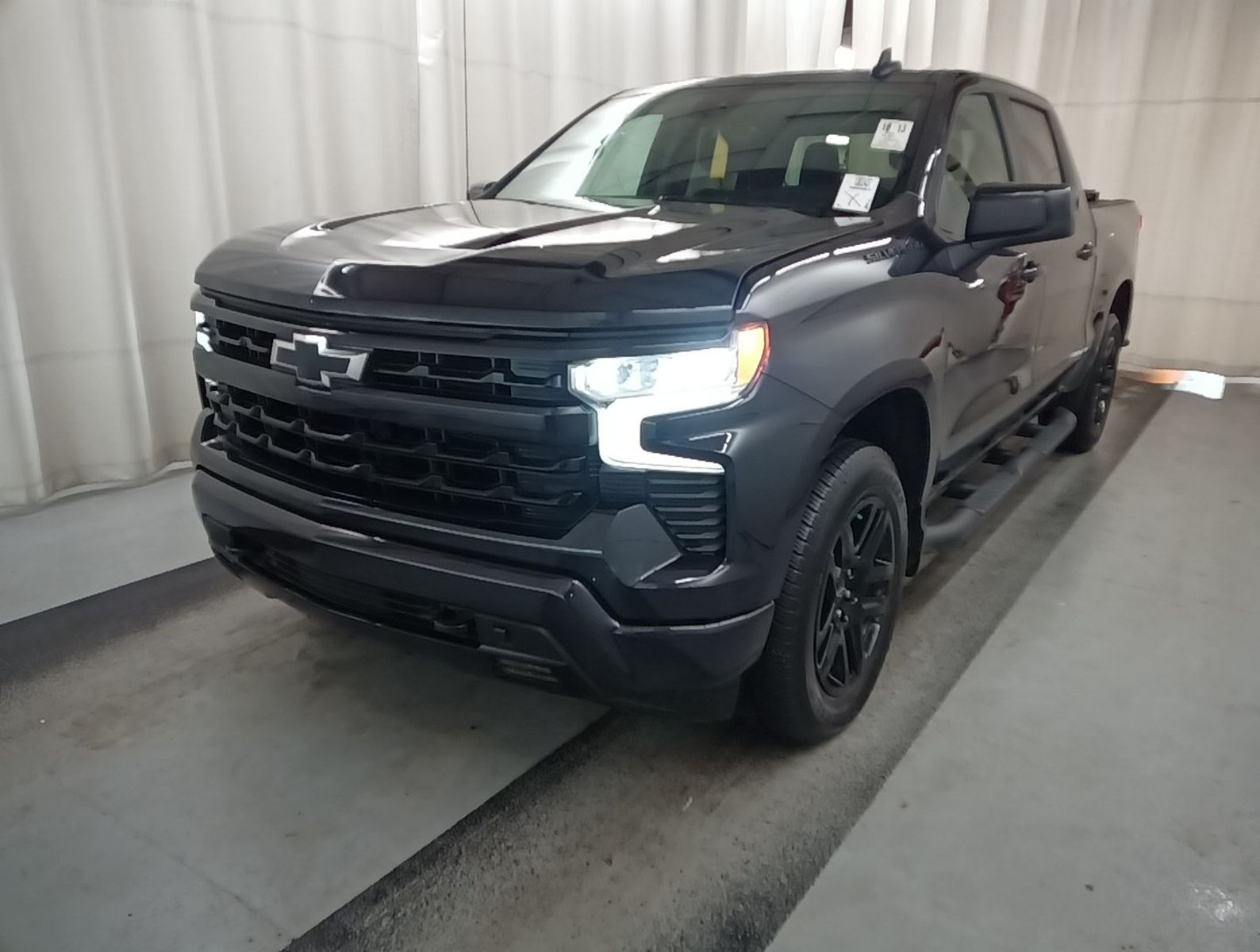 2023 Chevrolet Silverado 1500  RST AWD