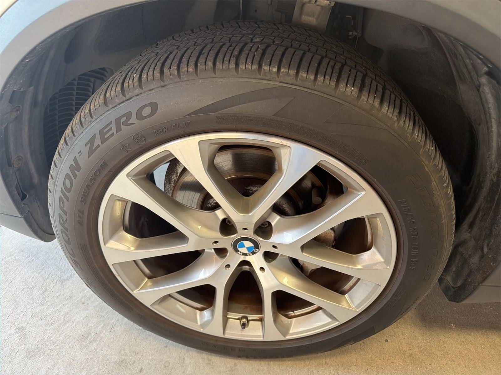 2021 BMW X5  sDrive40i RWD