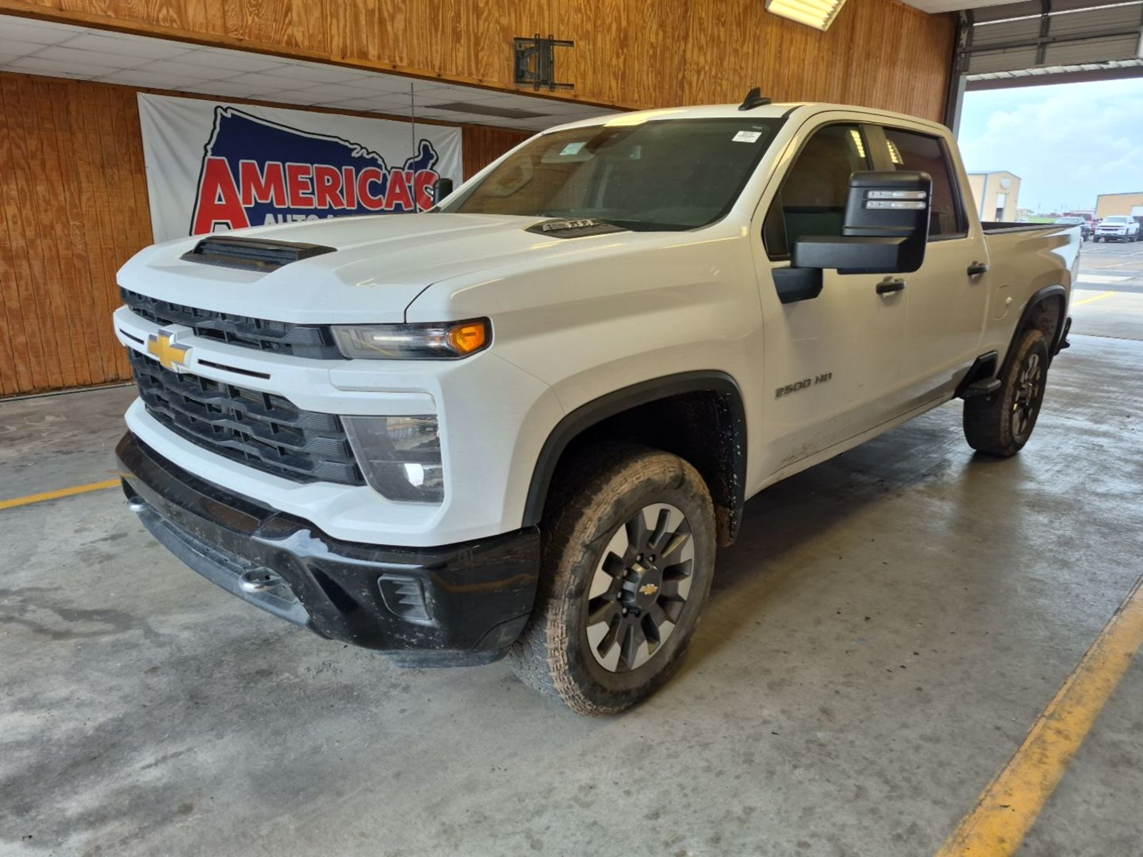 2024 Chevrolet Silverado 2500   AWD