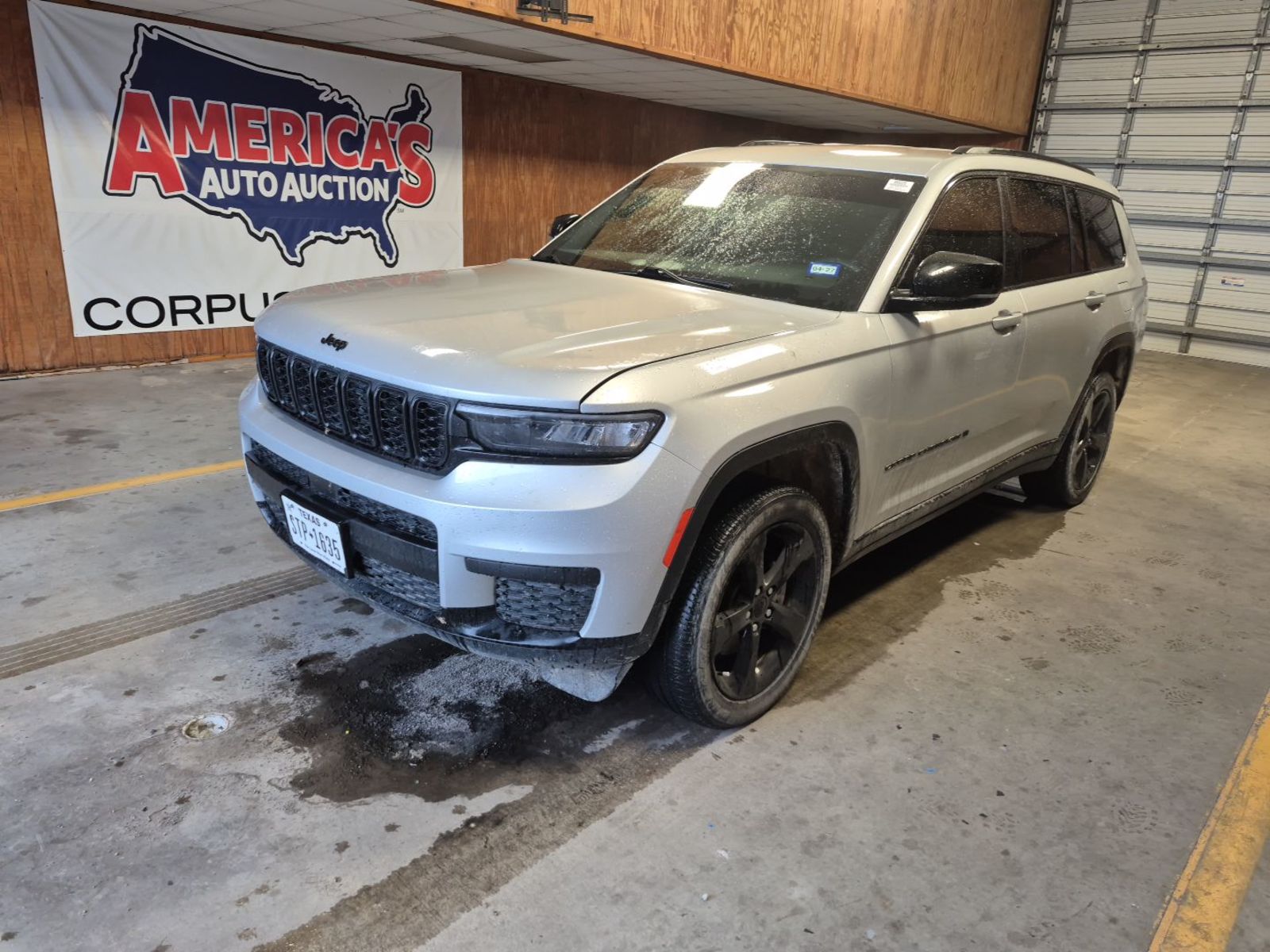 2023 Jeep Grand Cherokee   RWD