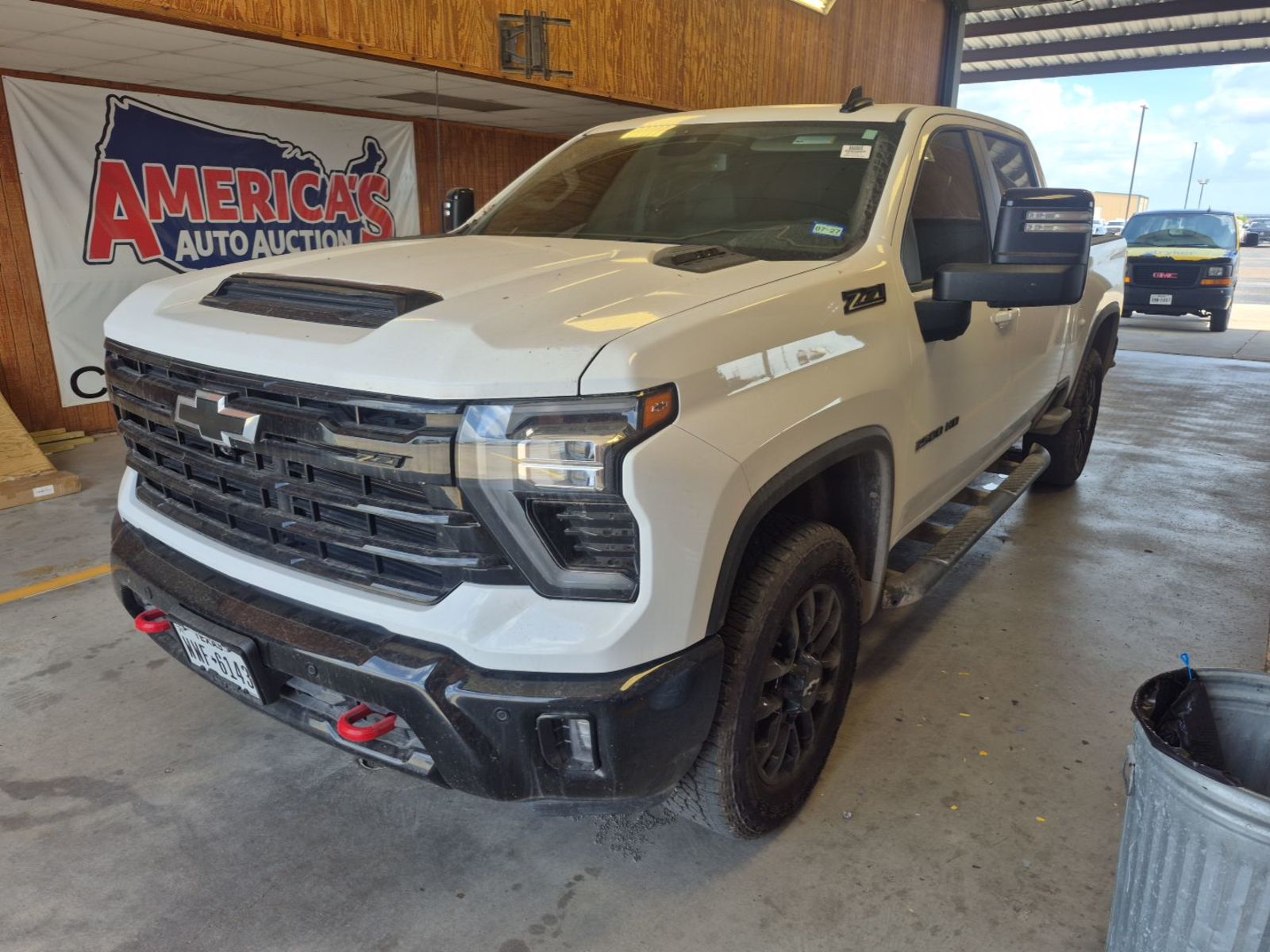 2025 Chevrolet Silverado 2500   AWD