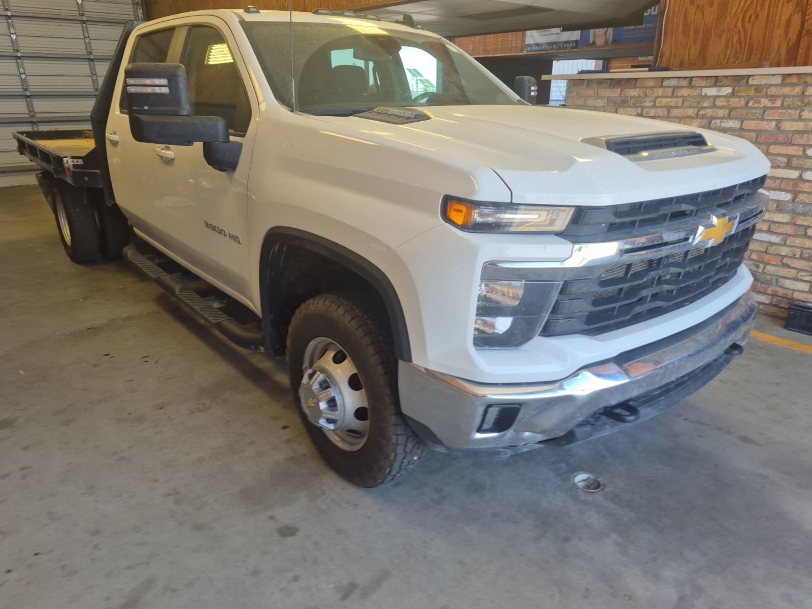 2025 Chevrolet Silverado 3500   AWD