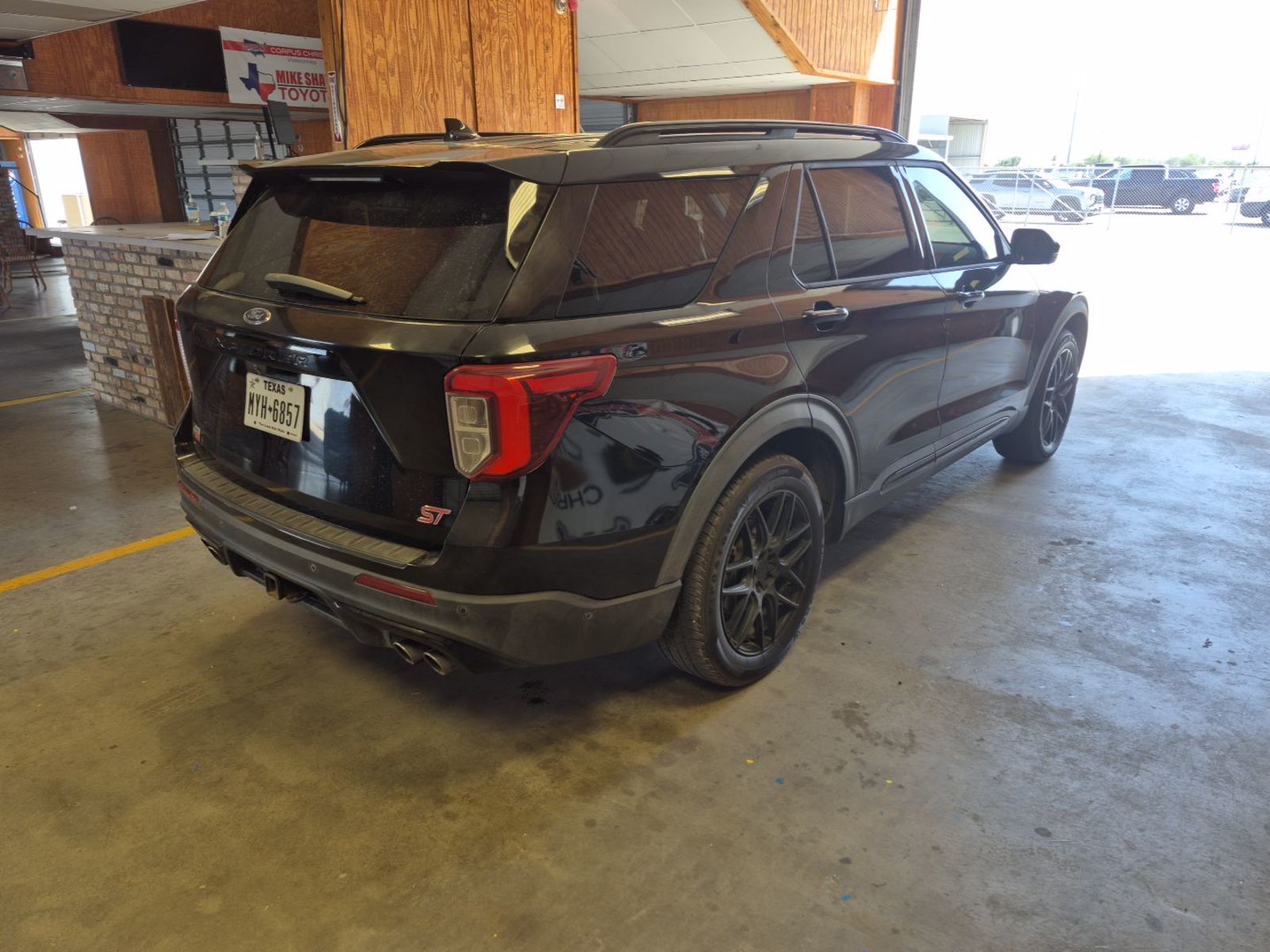2020 Ford Explorer  ST AWD