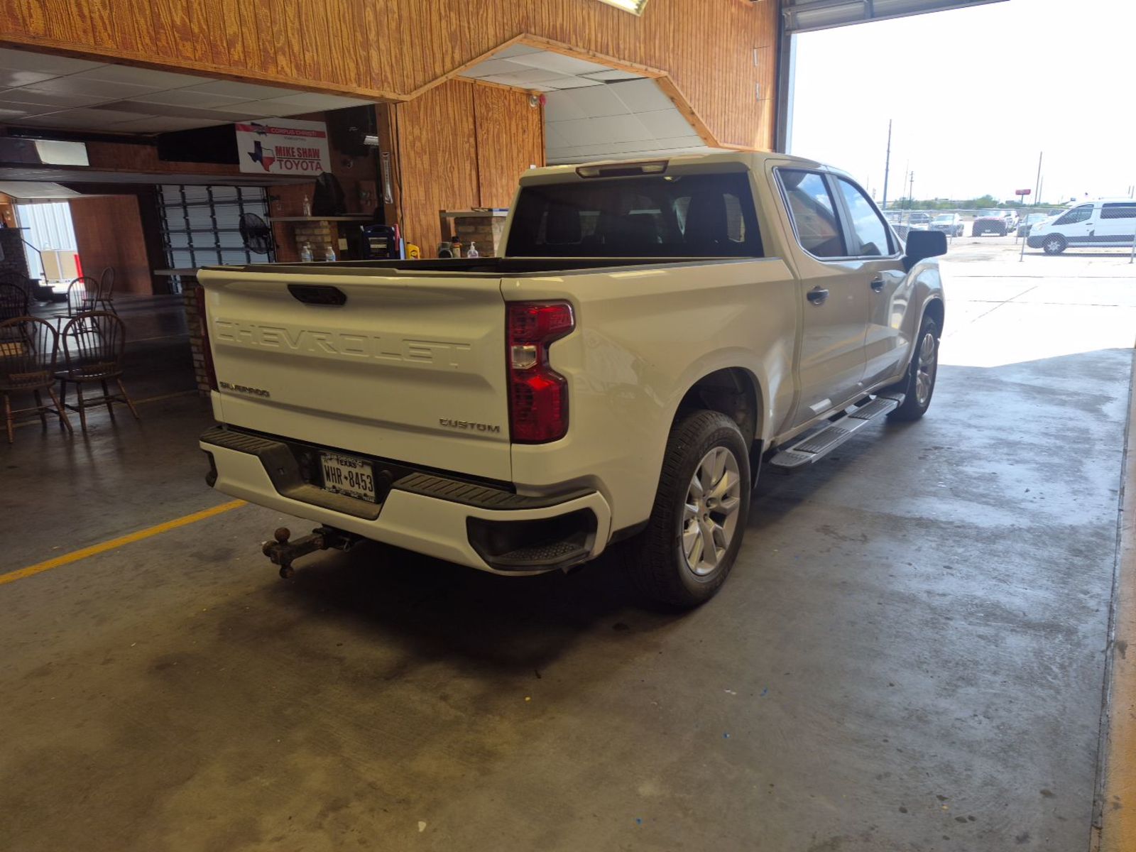 2025 Chevrolet Silverado 1500  Custom RWD