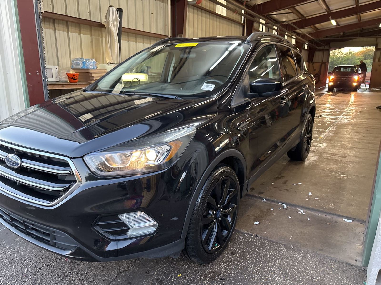 2019 Ford Escape  SE FWD