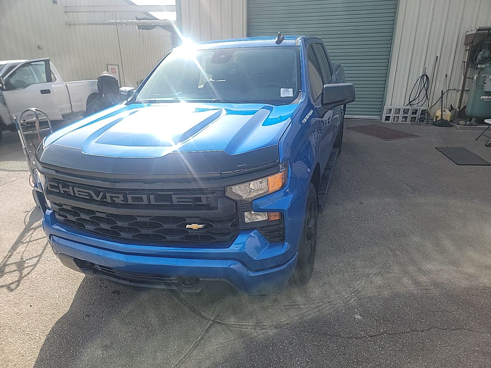 2022 Chevrolet Silverado 1500  Custom RWD