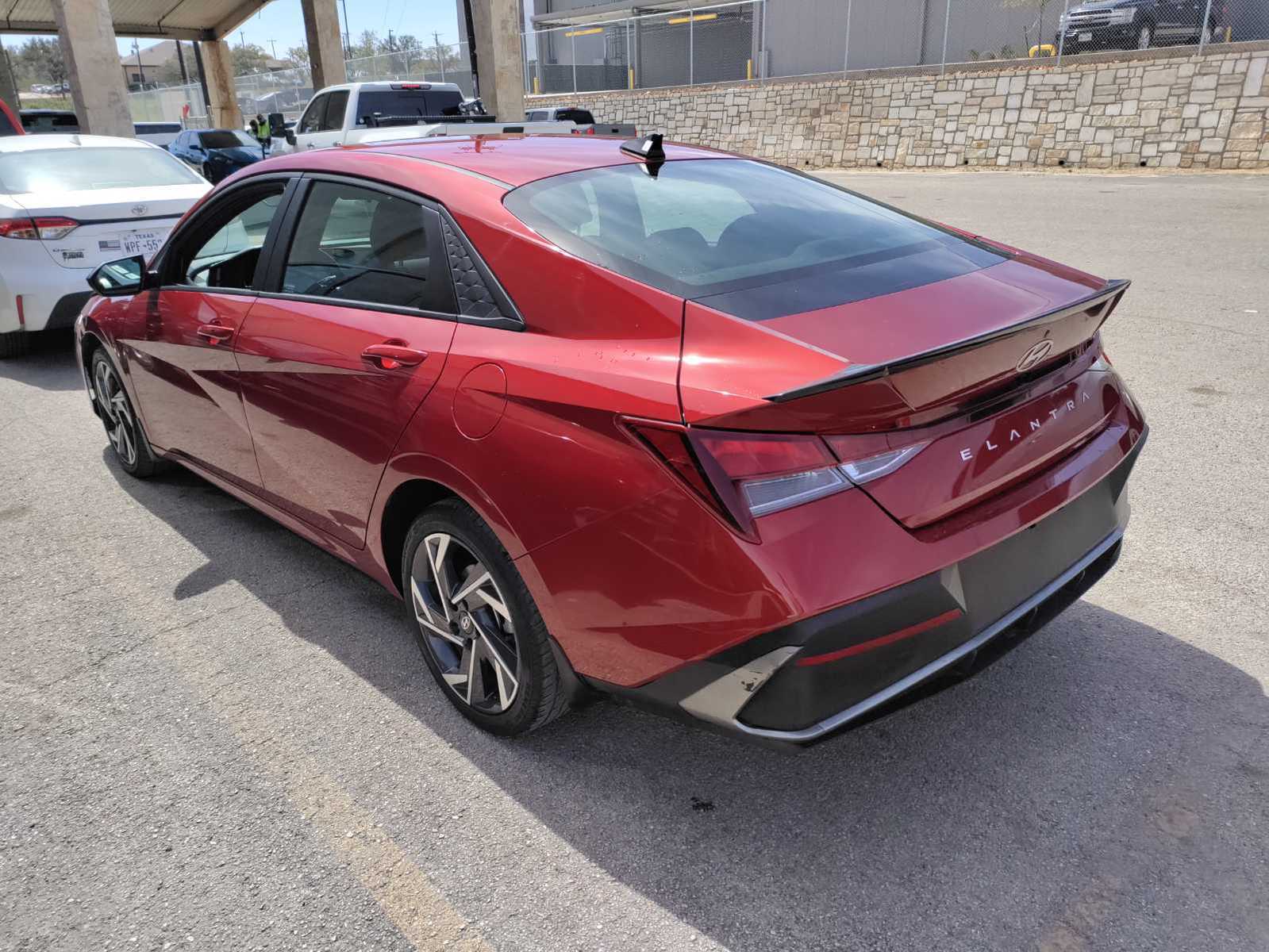 2025 Hyundai Elantra  SEL Sport FWD