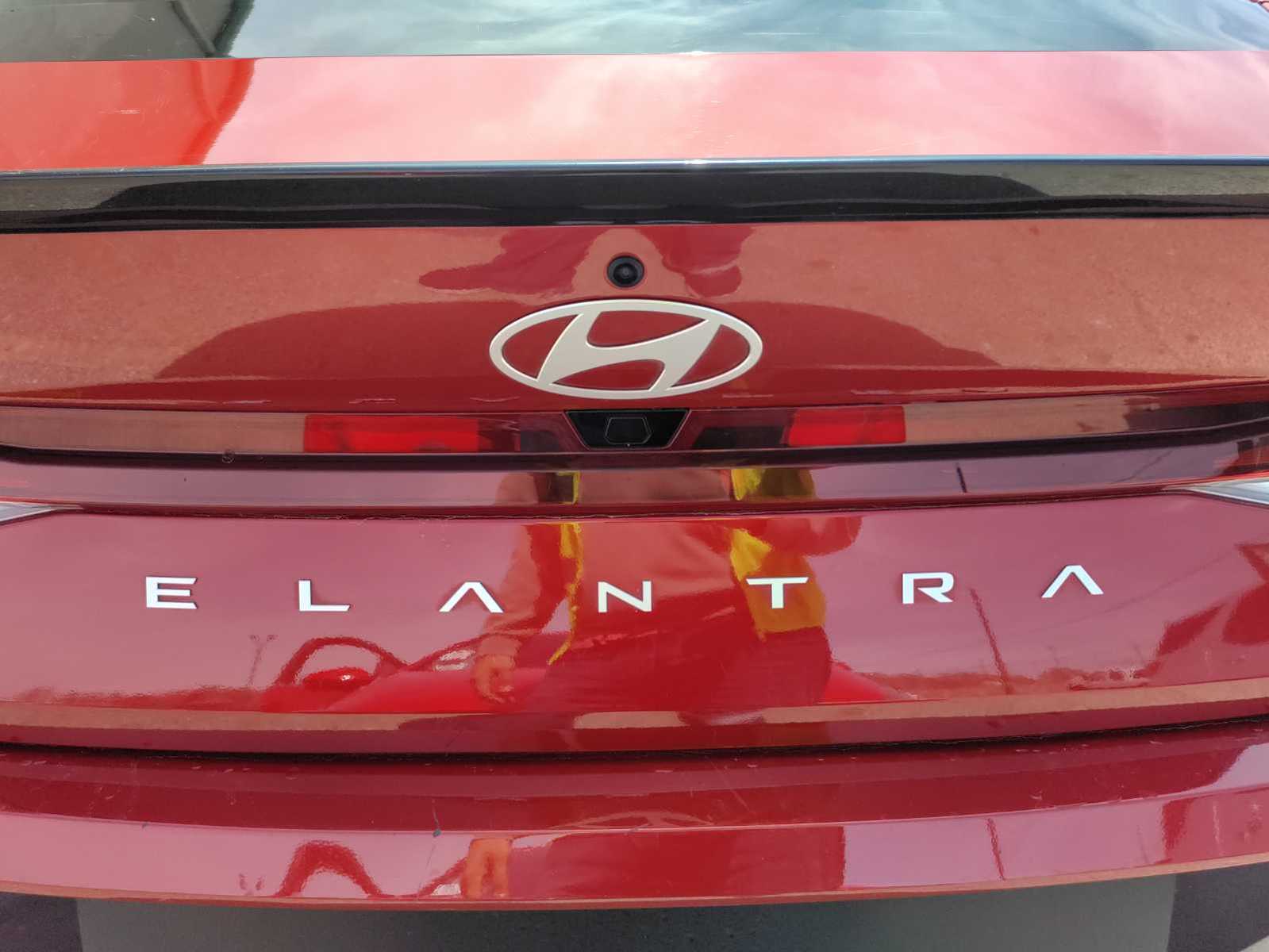 2025 Hyundai Elantra  SEL Sport FWD