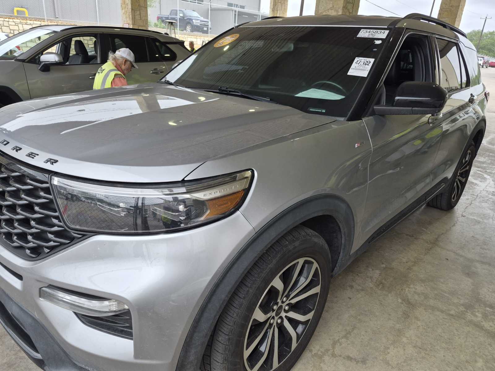 2022 Ford Explorer  ST-Line AWD
