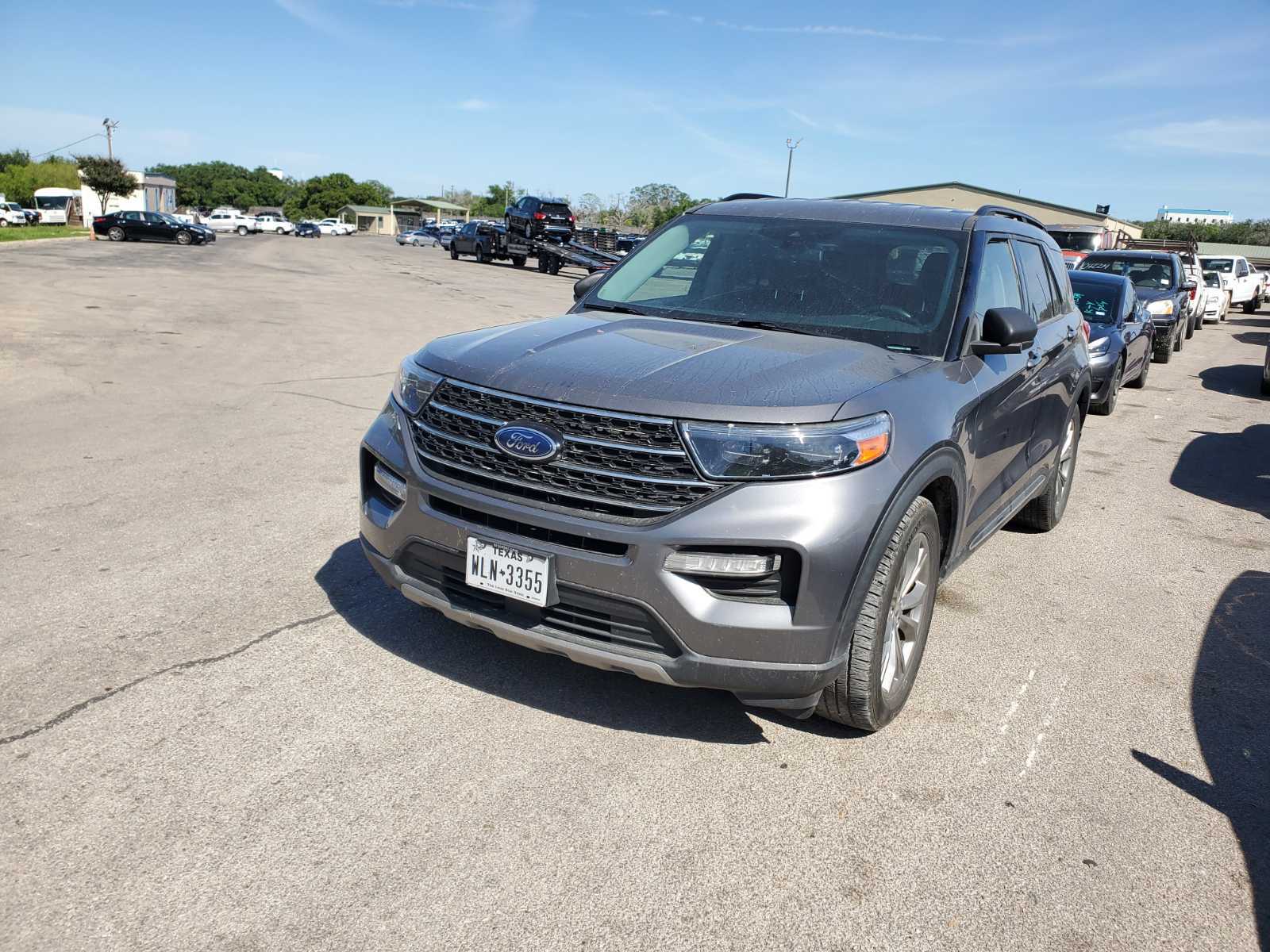 2021 Ford Explorer  XLT RWD