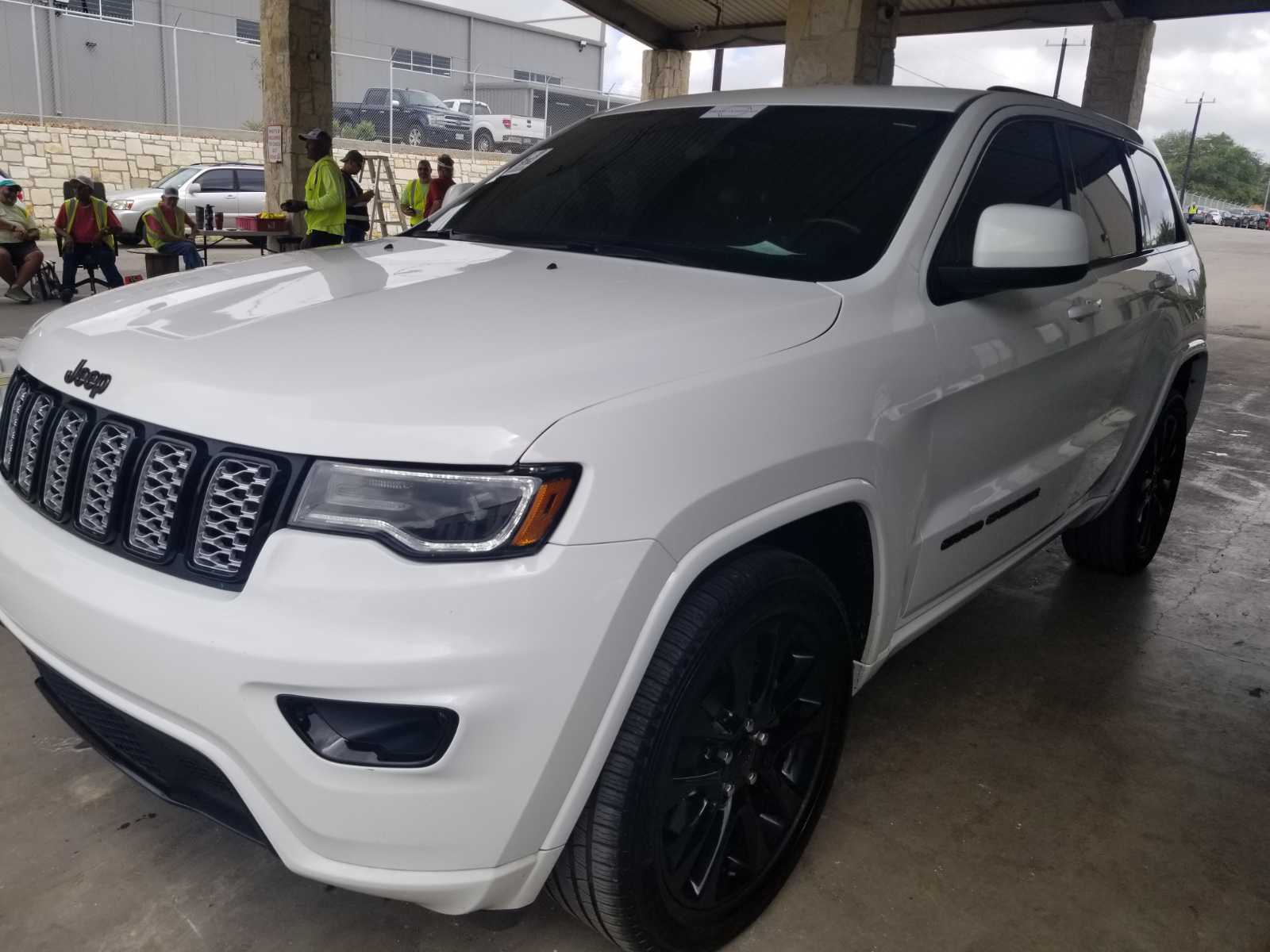 2021 Jeep Grand Cherokee   RWD