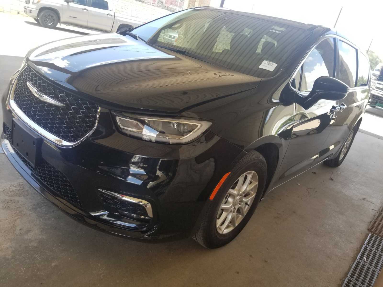 2025 Chrysler Pacifica  Select FWD