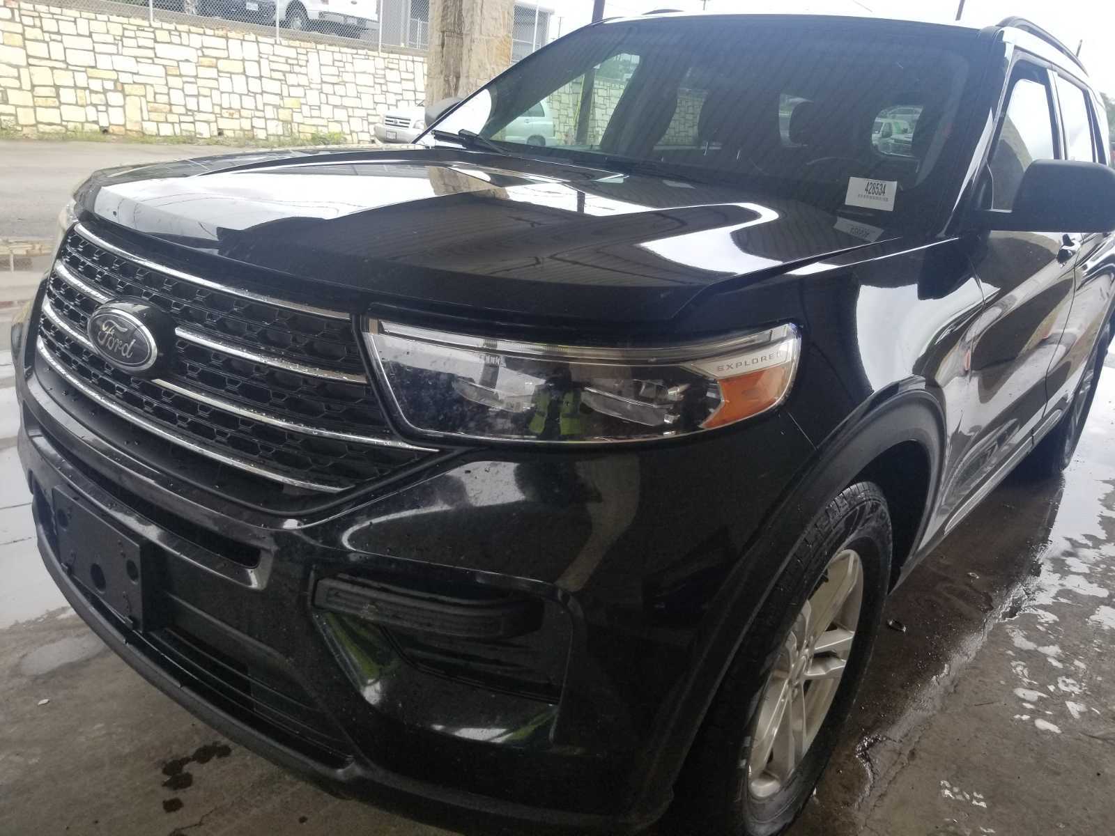 2023 Ford Explorer  XLT RWD