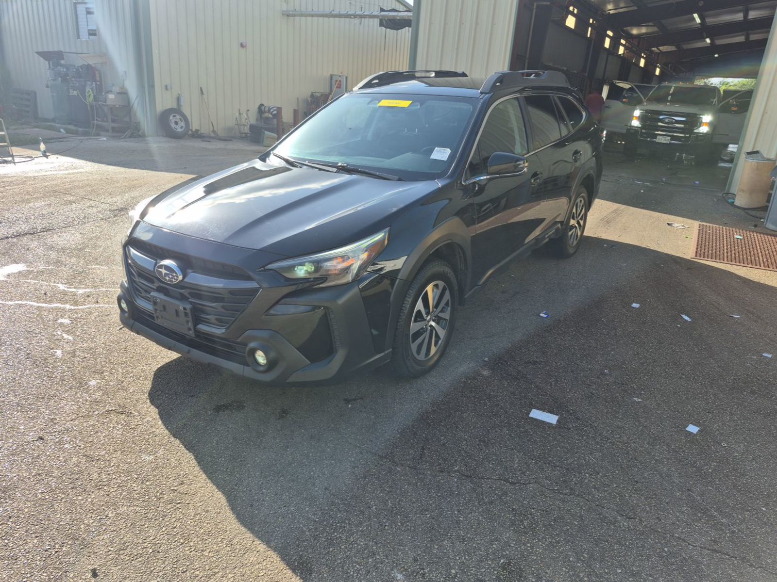 2023 Subaru Outback  Premium AWD
