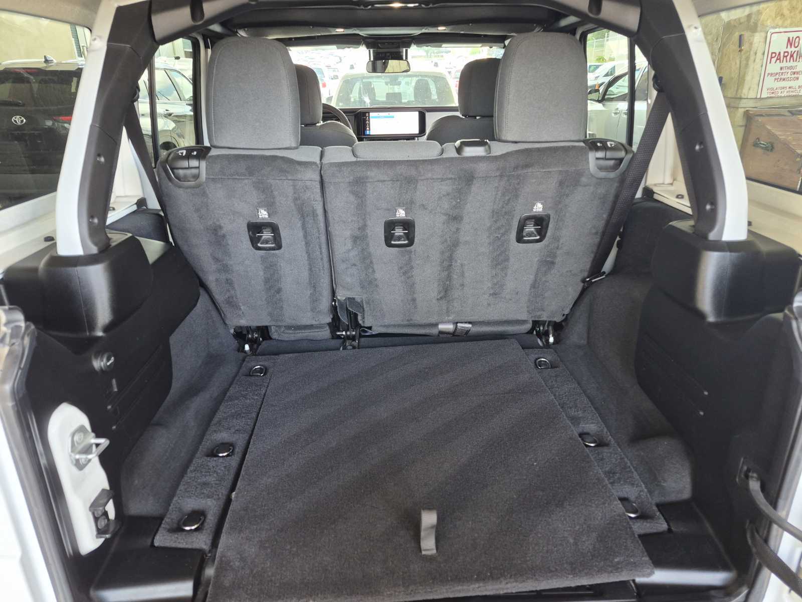 2025 Jeep Wrangler  Sahara AWD