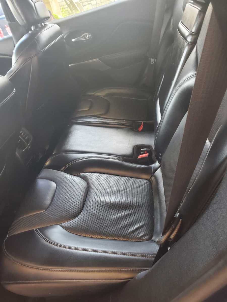 2019 Jeep Cherokee  Limited AWD