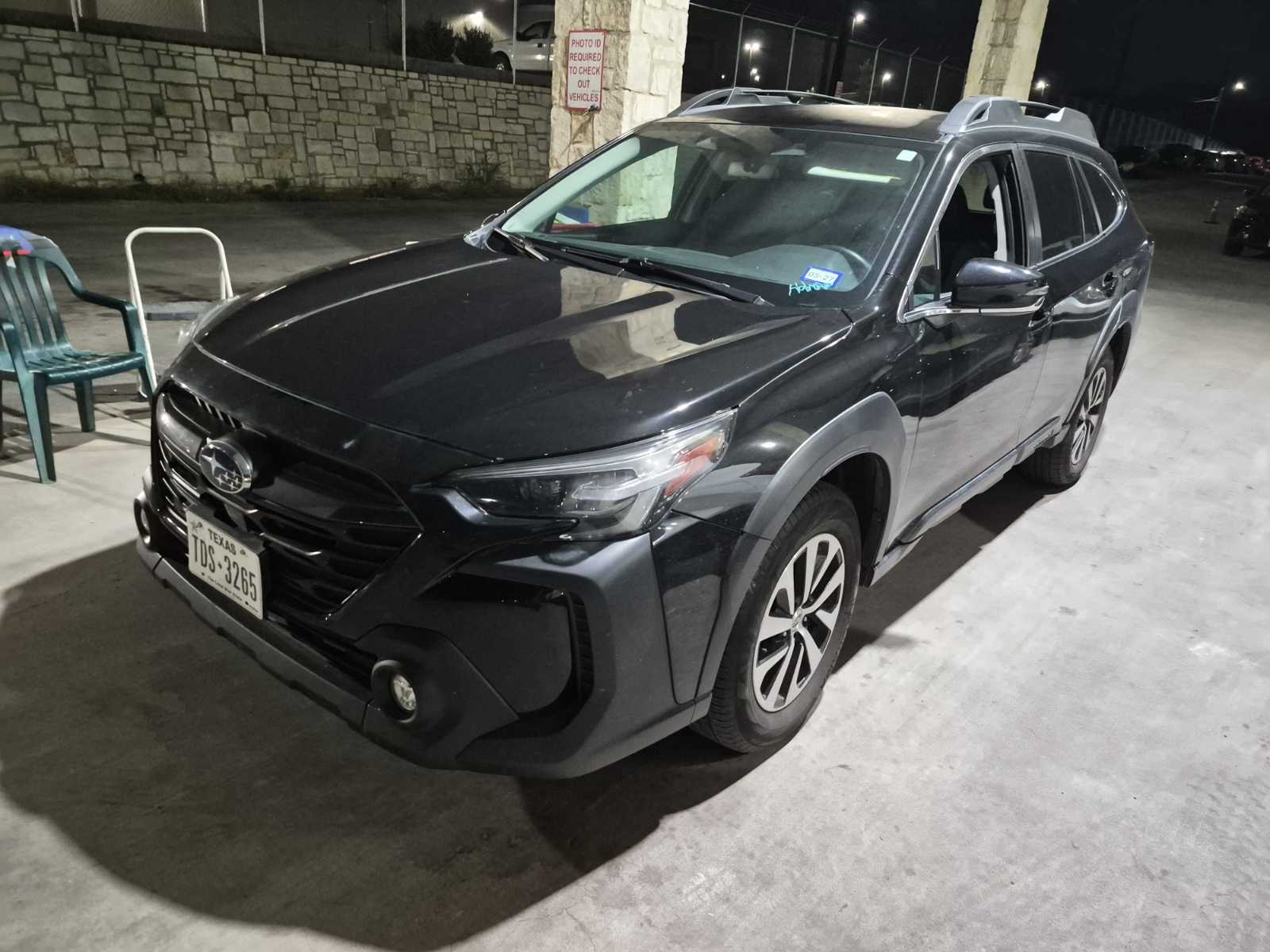 2023 Subaru Outback  Premium AWD