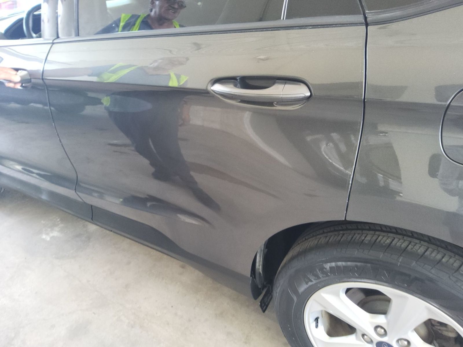 2019 Ford Edge  SE FWD