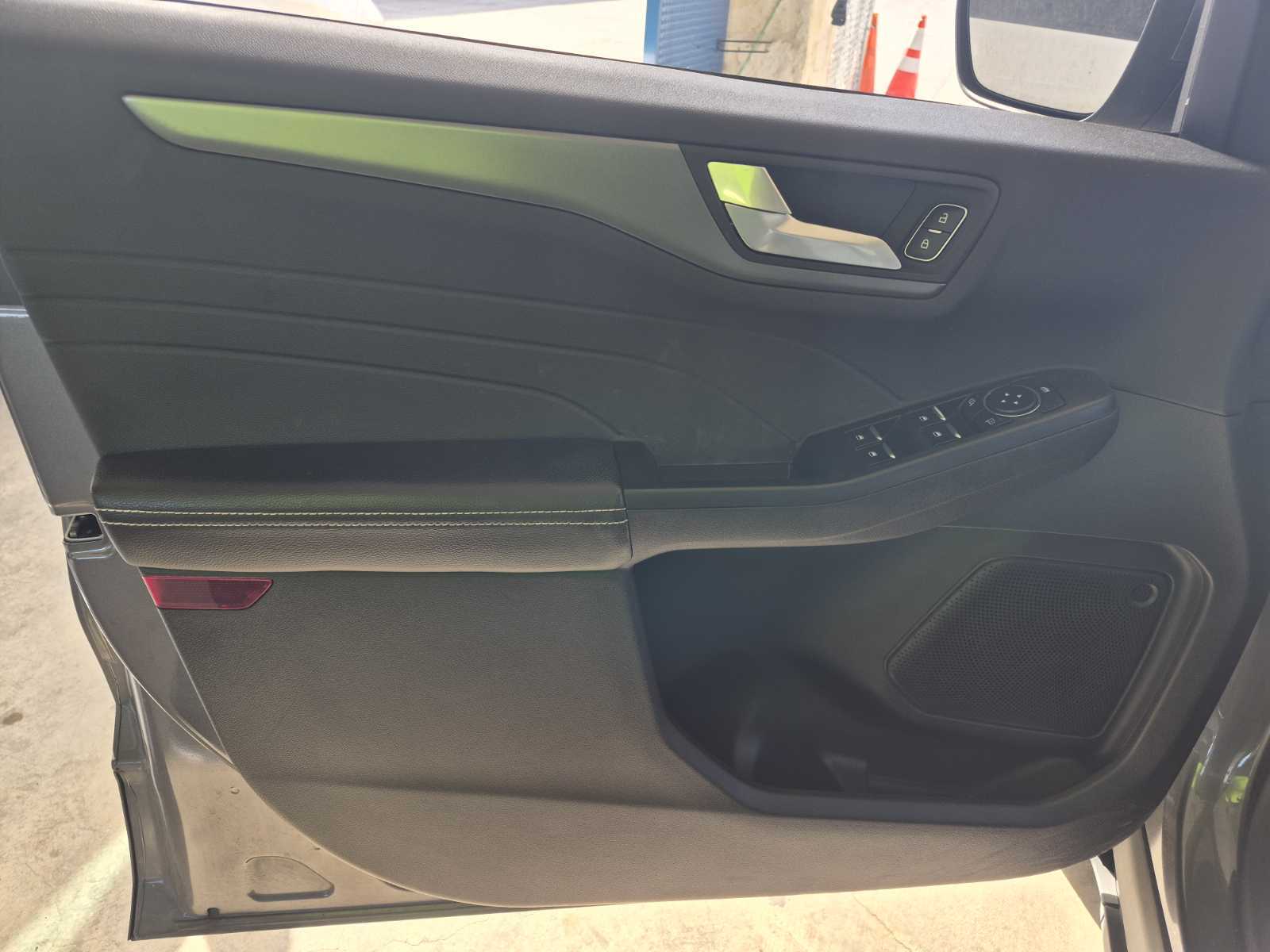 2023 Ford Escape  PHEV FWD