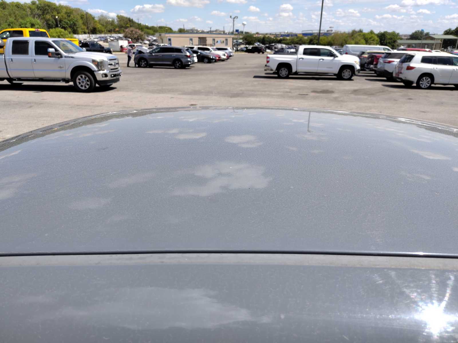 2019 Dodge Challenger  SXT RWD