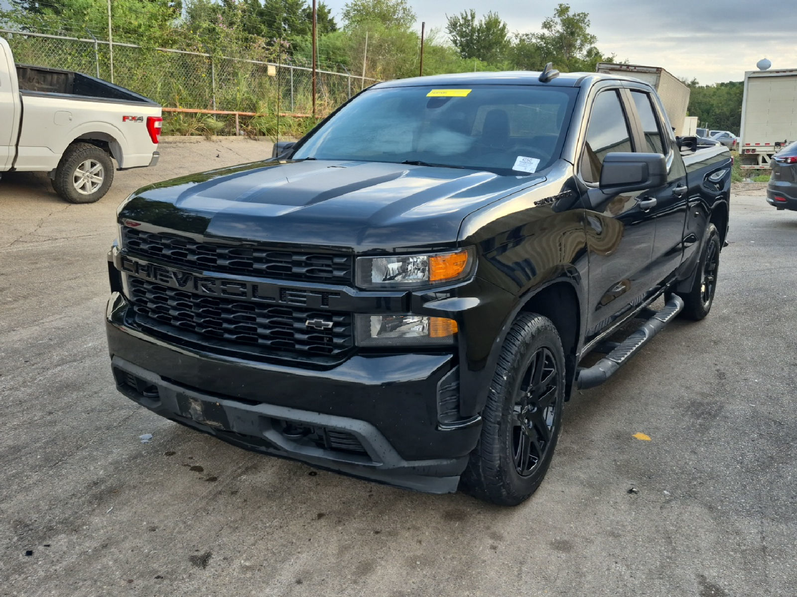 2022 Chevrolet Silverado 1500  Custom RWD