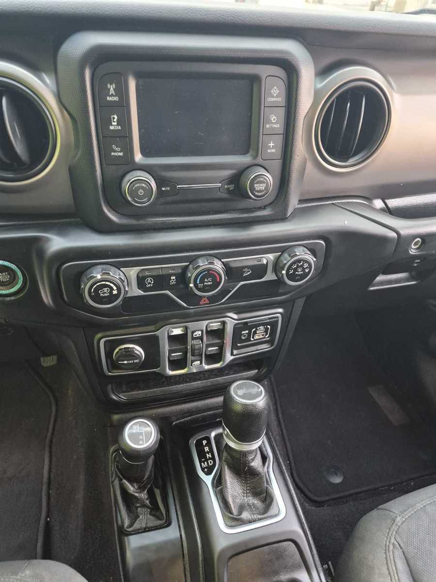 2020 Jeep Wrangler   AWD