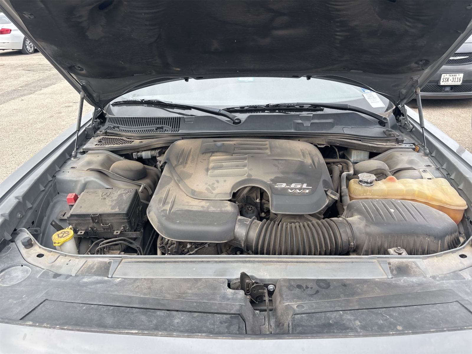 2019 Dodge Challenger  SXT RWD