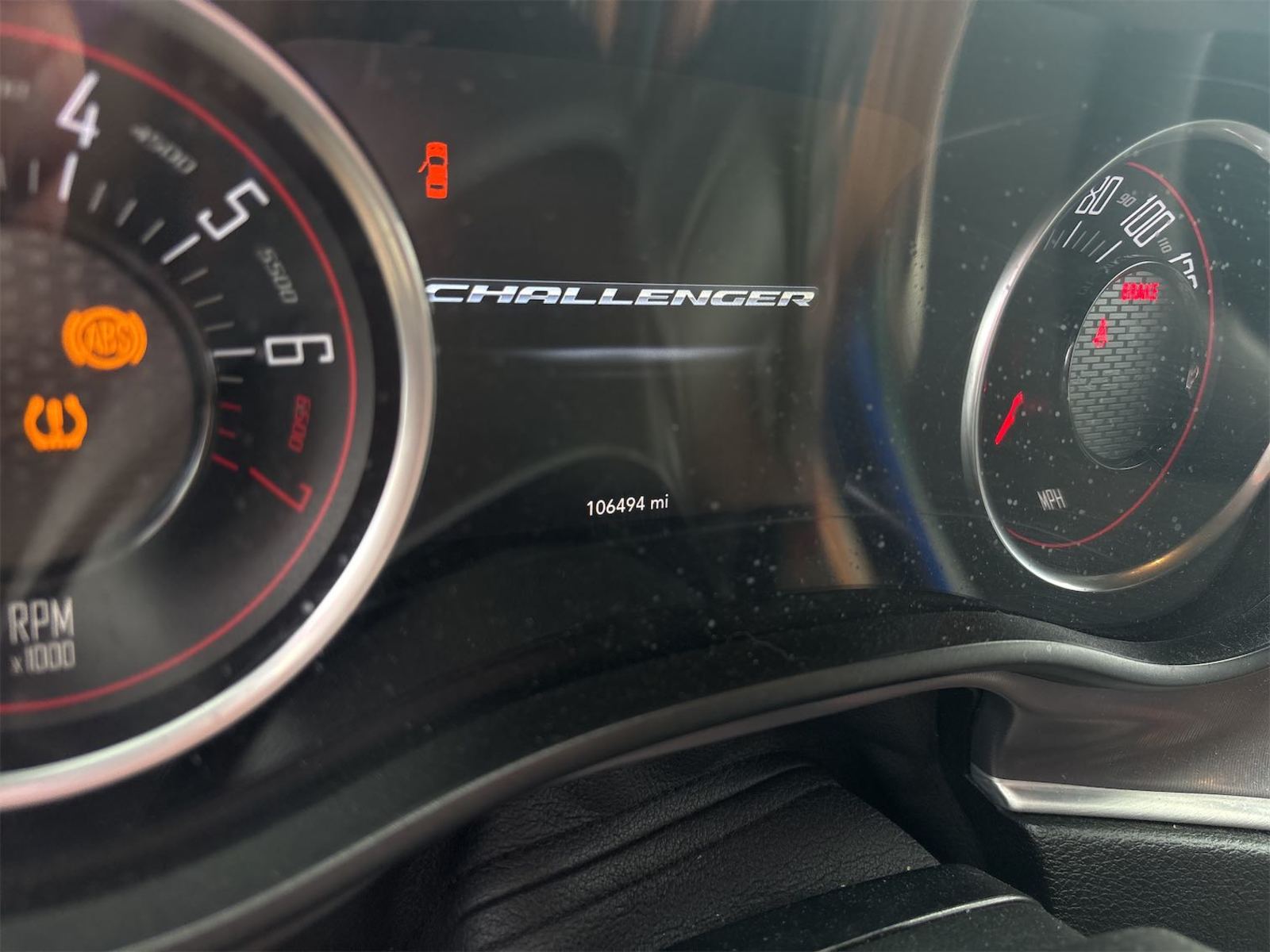 2019 Dodge Challenger  SXT RWD