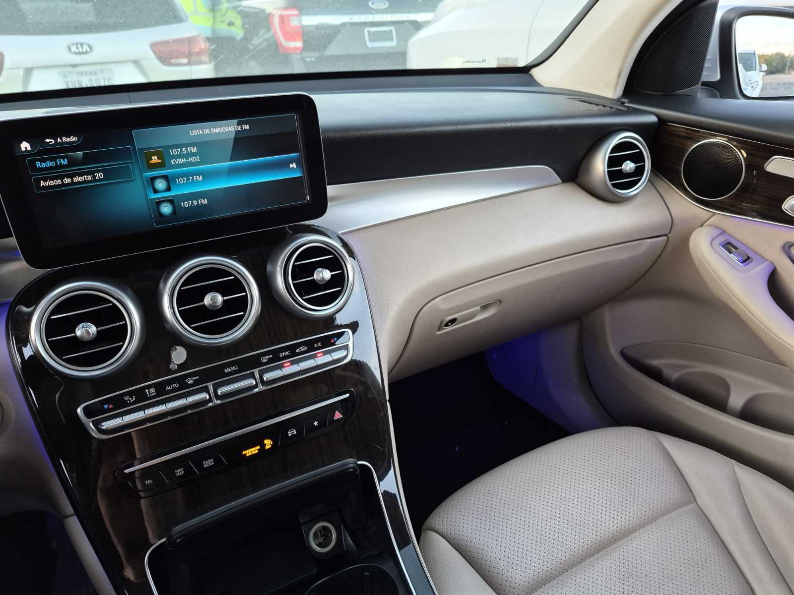 2020 Mercedes-Benz GLC   RWD