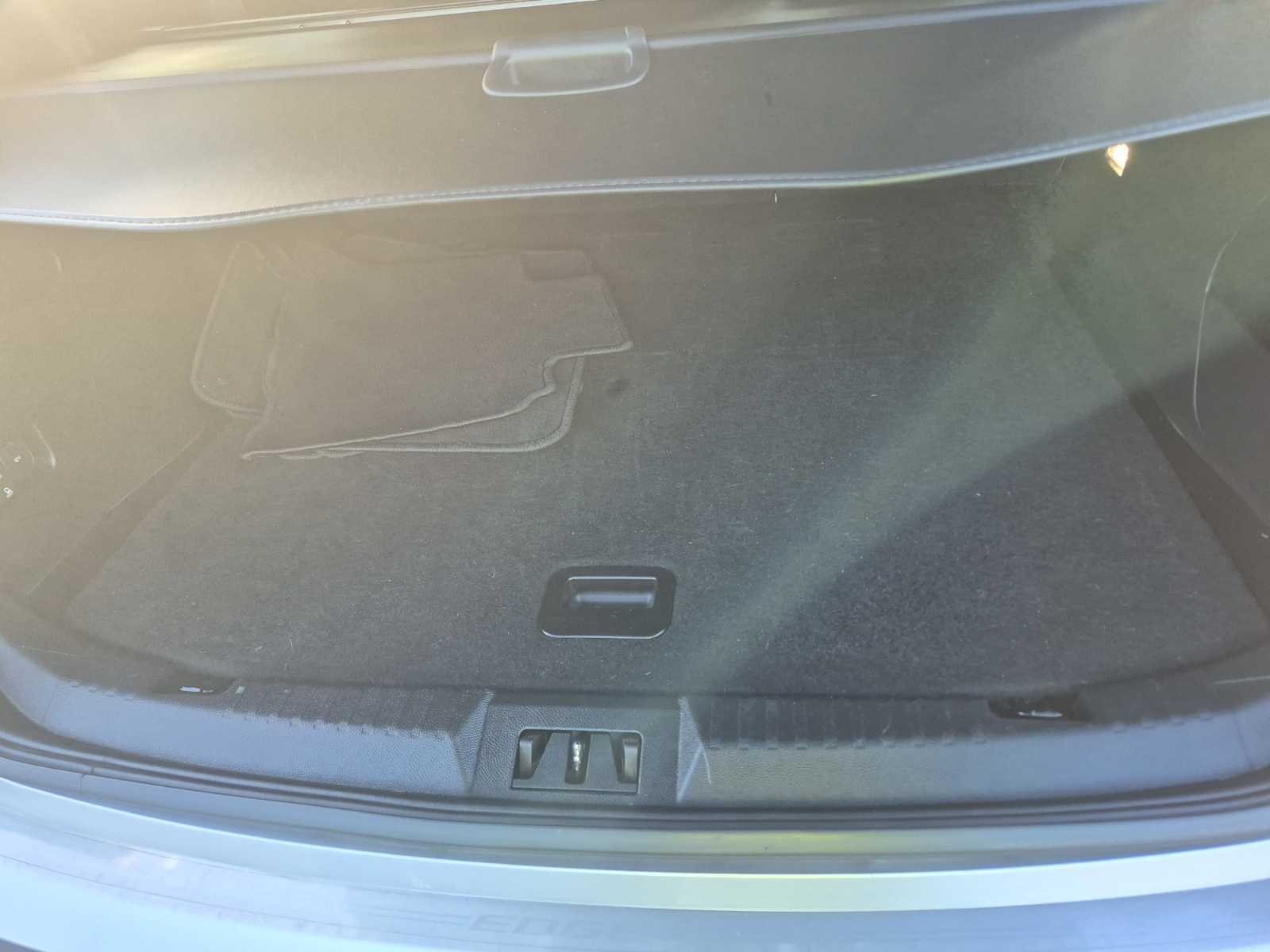 2021 Ford Edge  SEL FWD