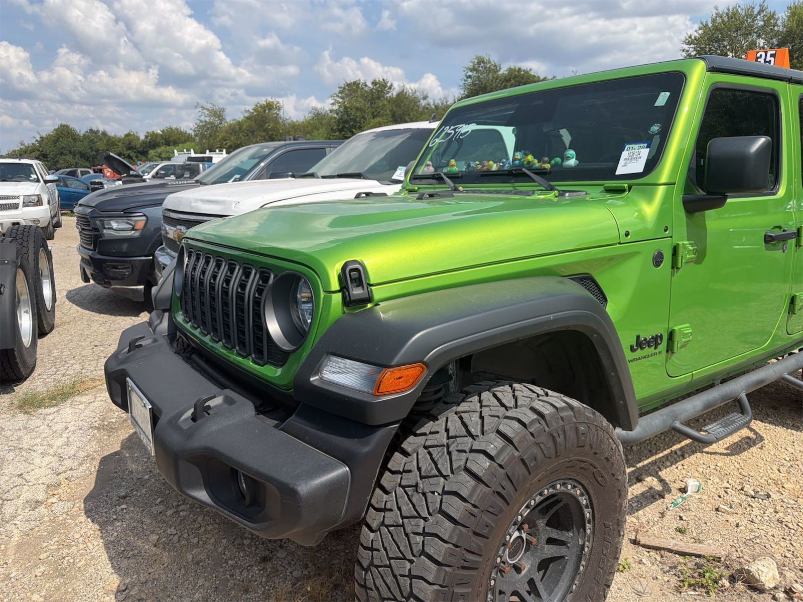 2025 Jeep Wrangler   AWD