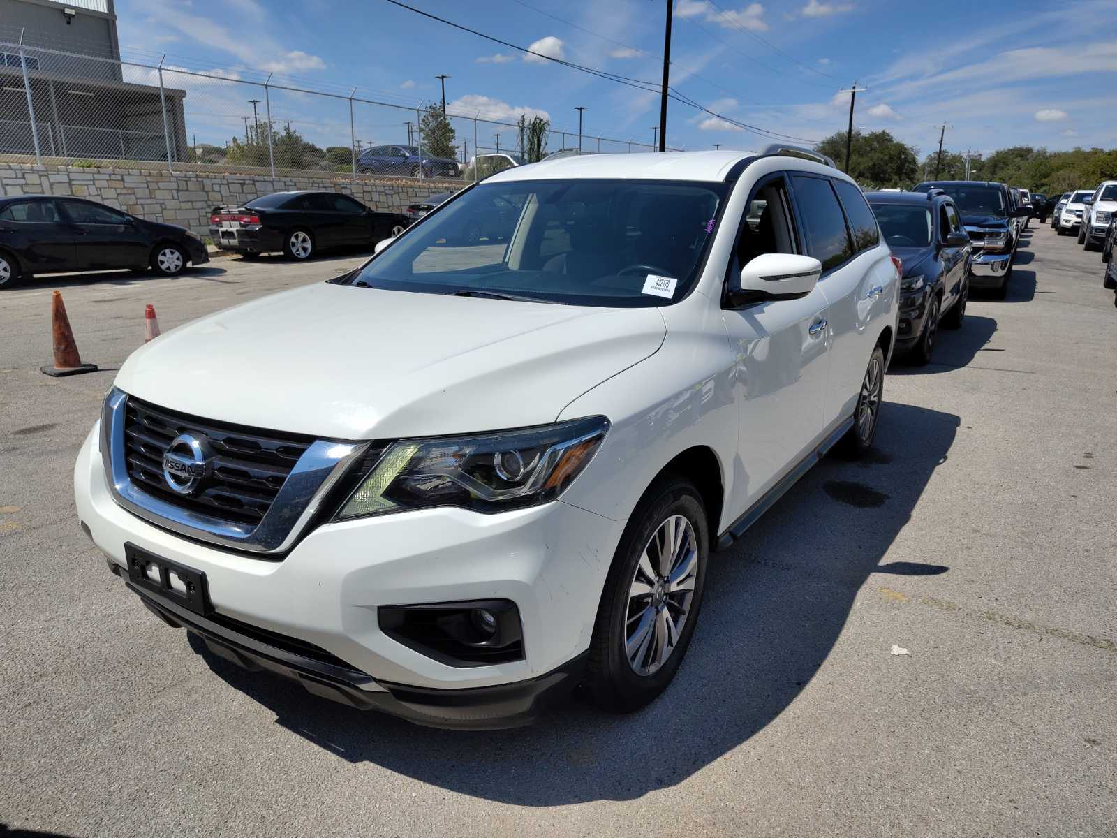 2019 Nissan Pathfinder SV AWD