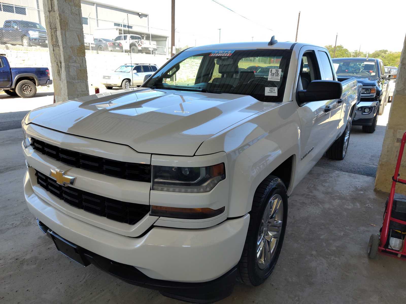 2019 Chevrolet Silverado 1500  Custom RWD
