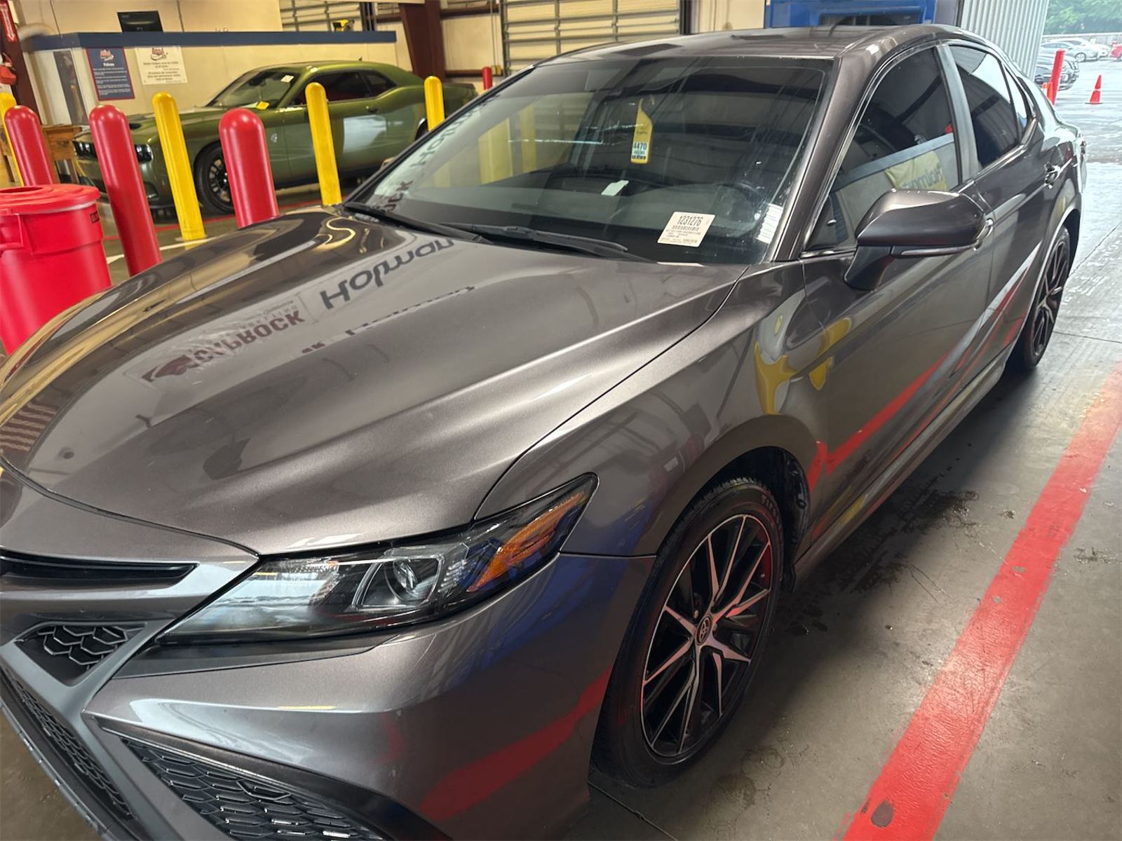 2022 Toyota Camry  SE FWD