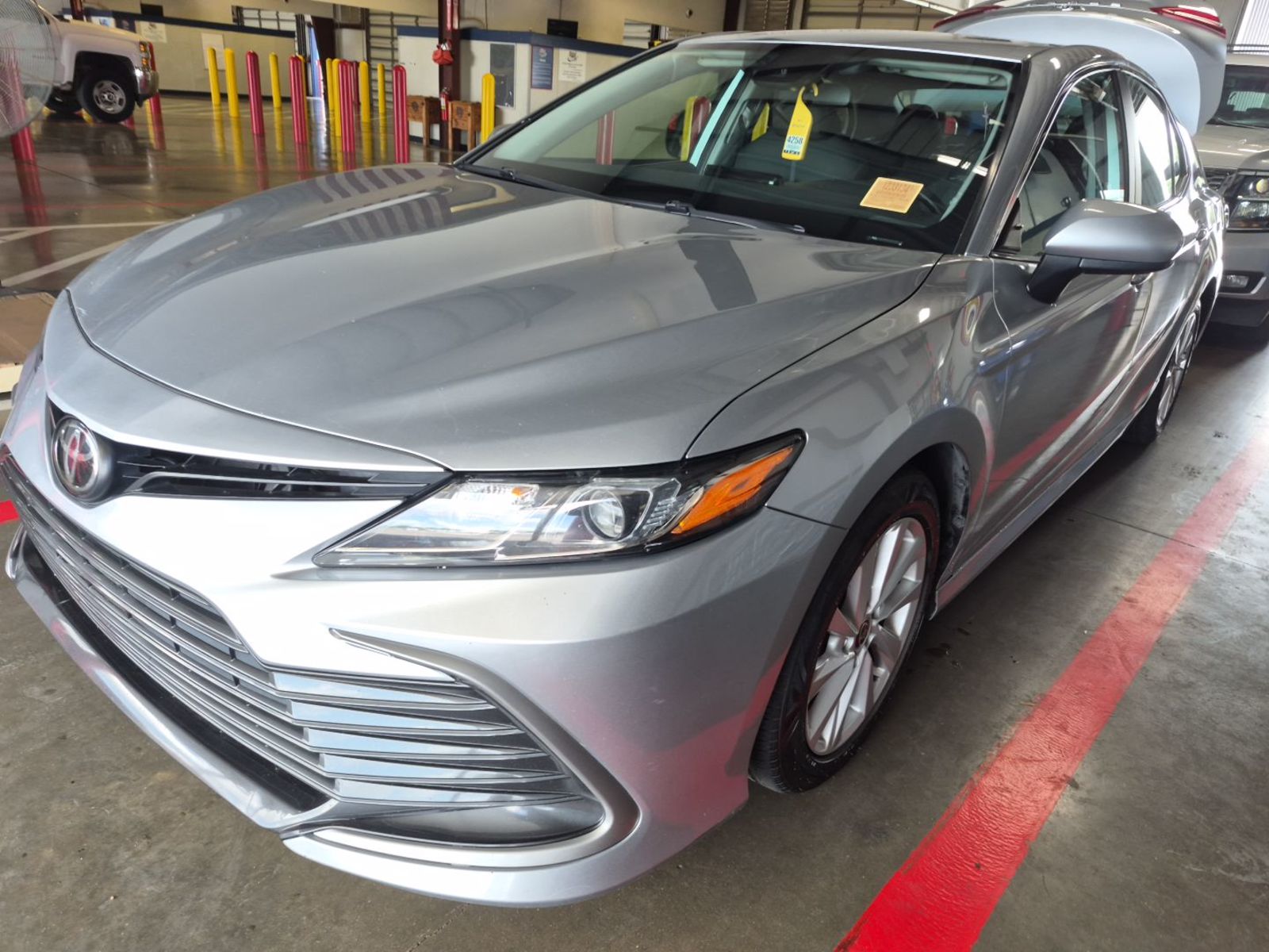 2022 Toyota Camry  LE FWD