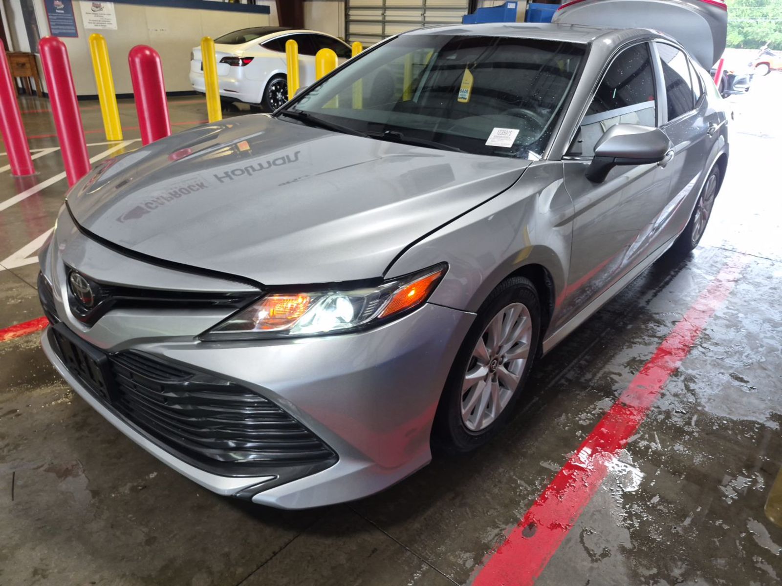 2019 Toyota Camry  LE FWD