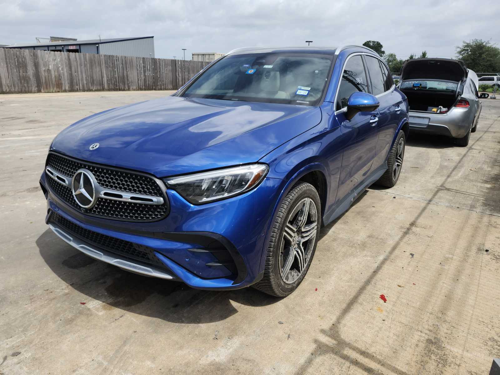 2023 Mercedes-Benz GLC   RWD