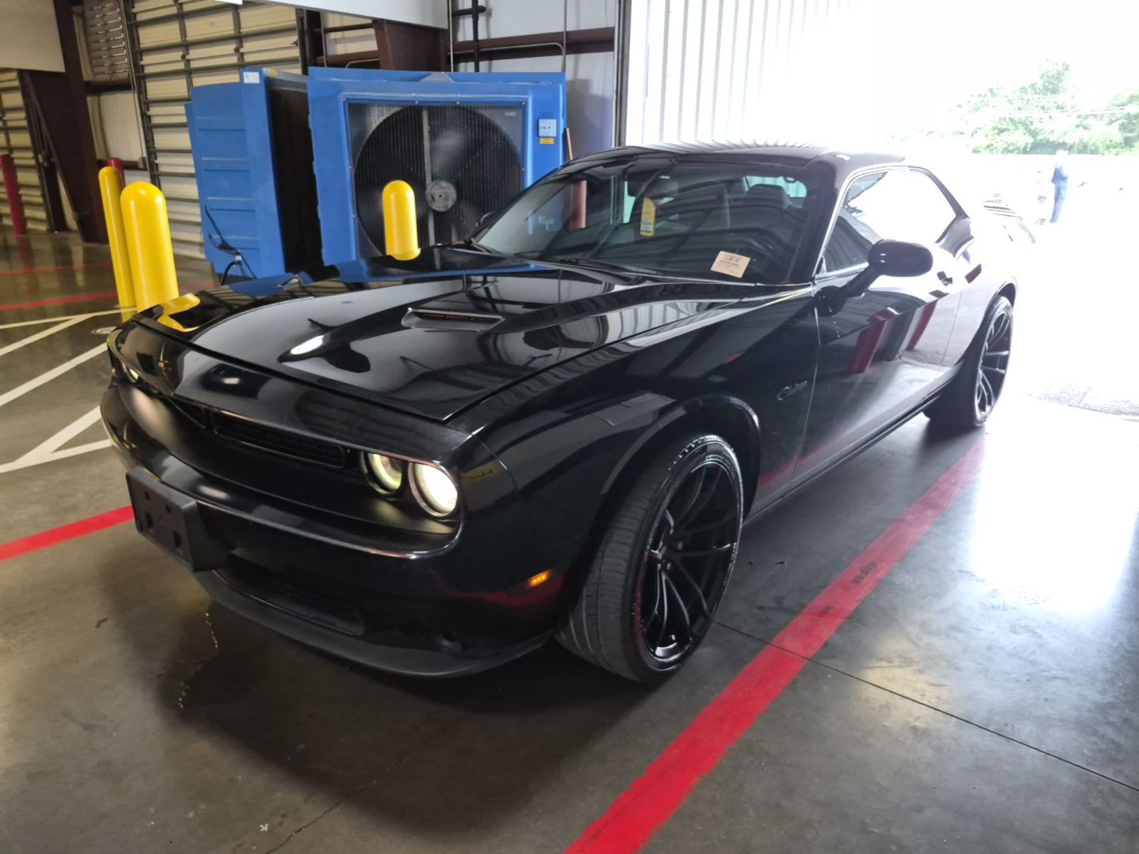 2019 Dodge Challenger  SXT RWD